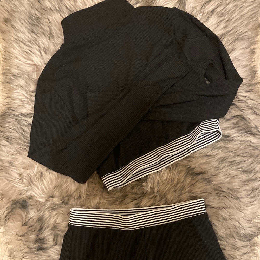 Matching lounge/yoga set